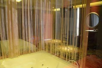 Yichang Xiangjiang No. 1 Hotel מראה חיצוני תמונה